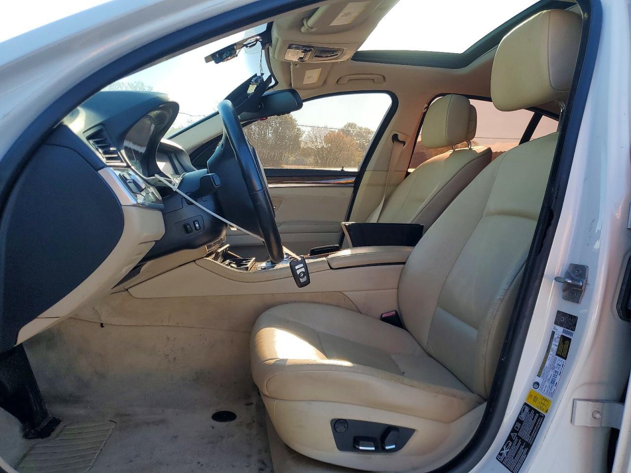 2011 BMW 535 Xi - Фото 7
