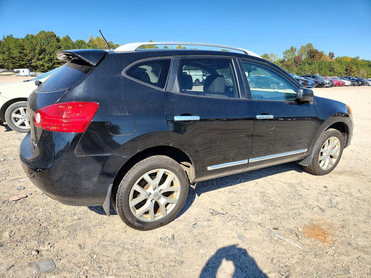 2013 Nissan Rogue S - Фото 3