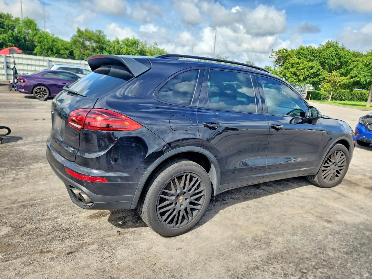2018 Porsche Cayenne S - Фото 3