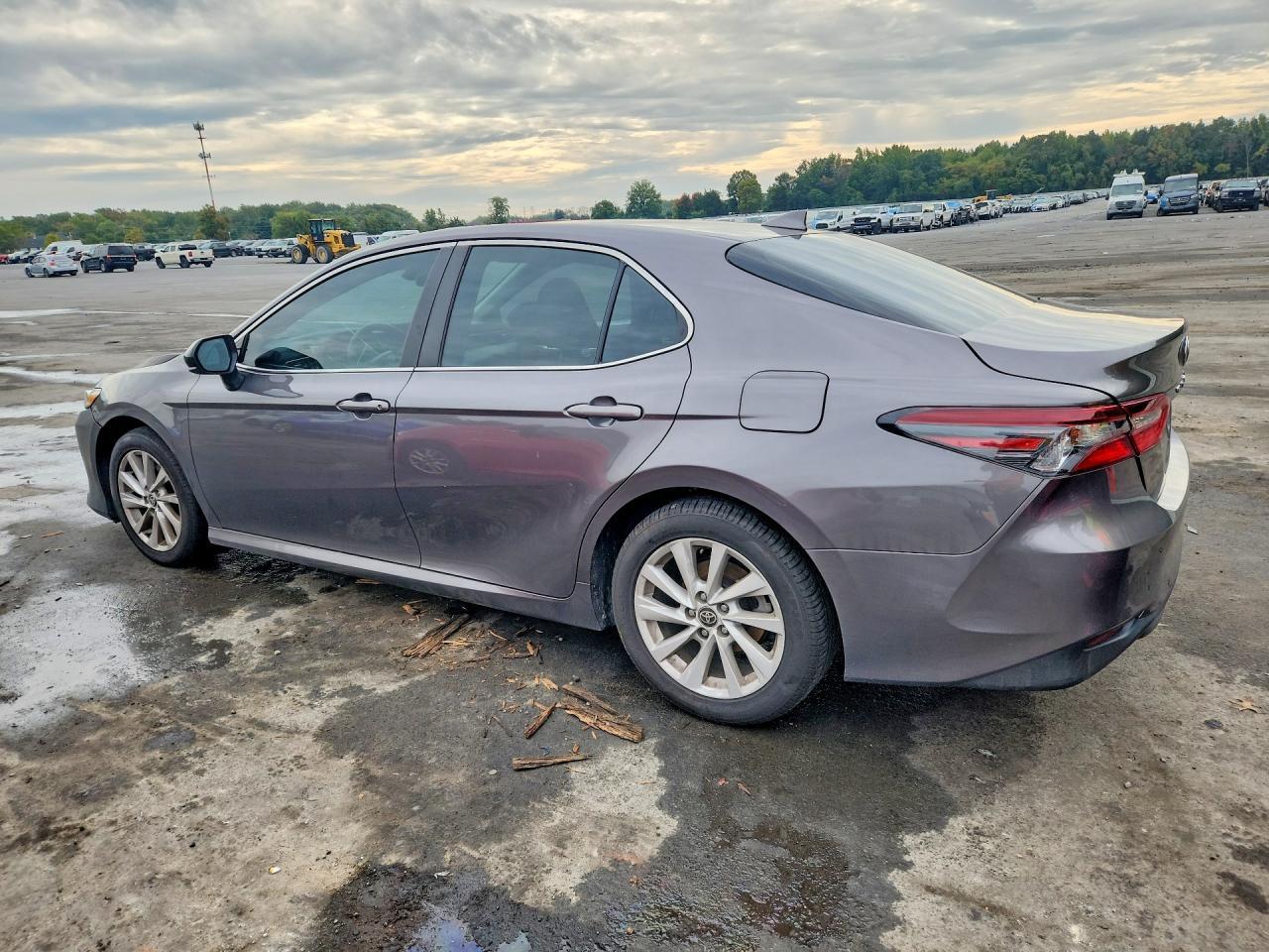 2023 Toyota Camry Le - Image 2