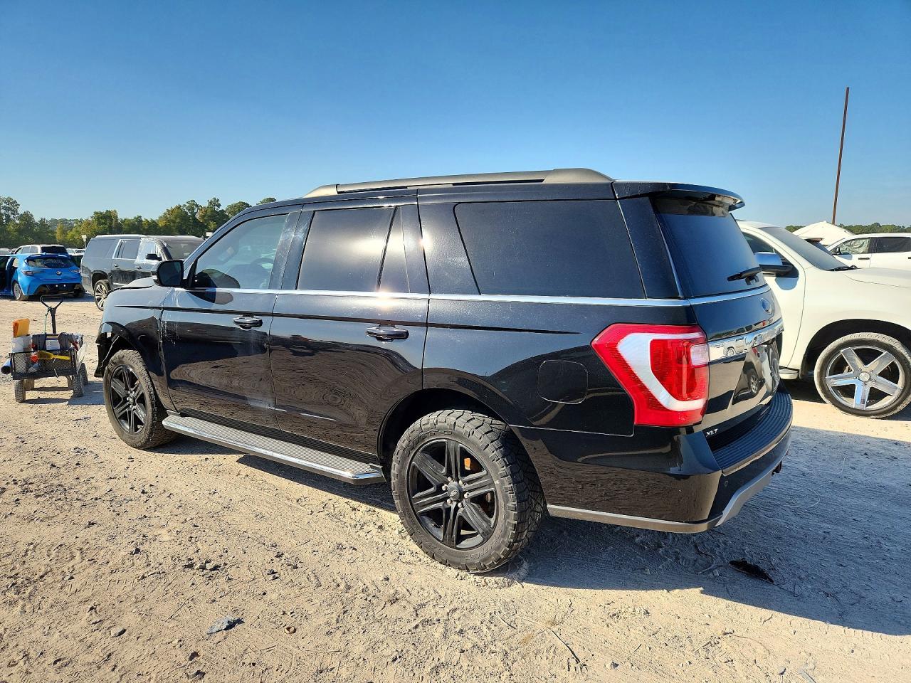2020 Ford Expedition Xlt - Фото 2