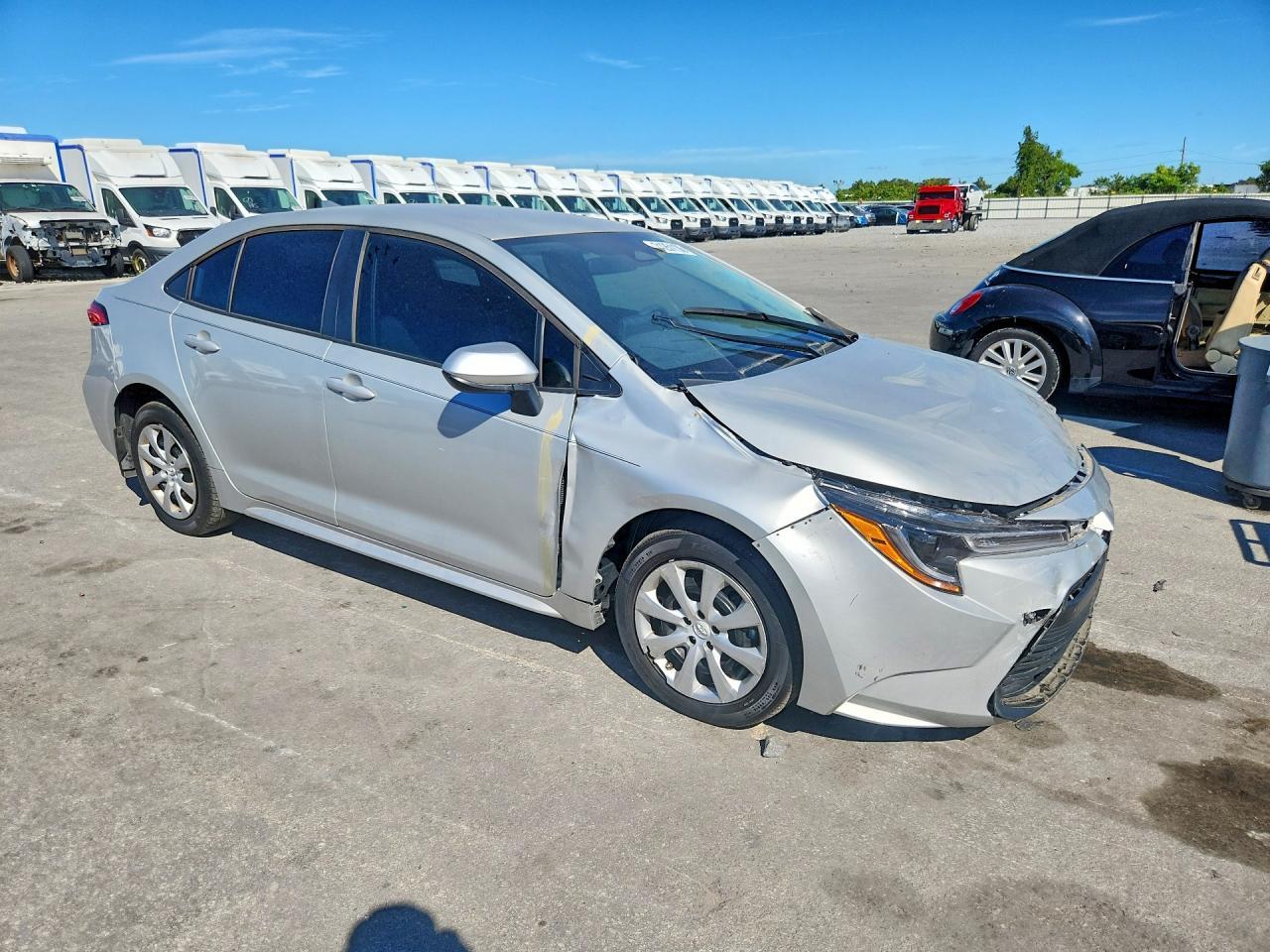 2025 Toyota Corolla Le - Фото 4