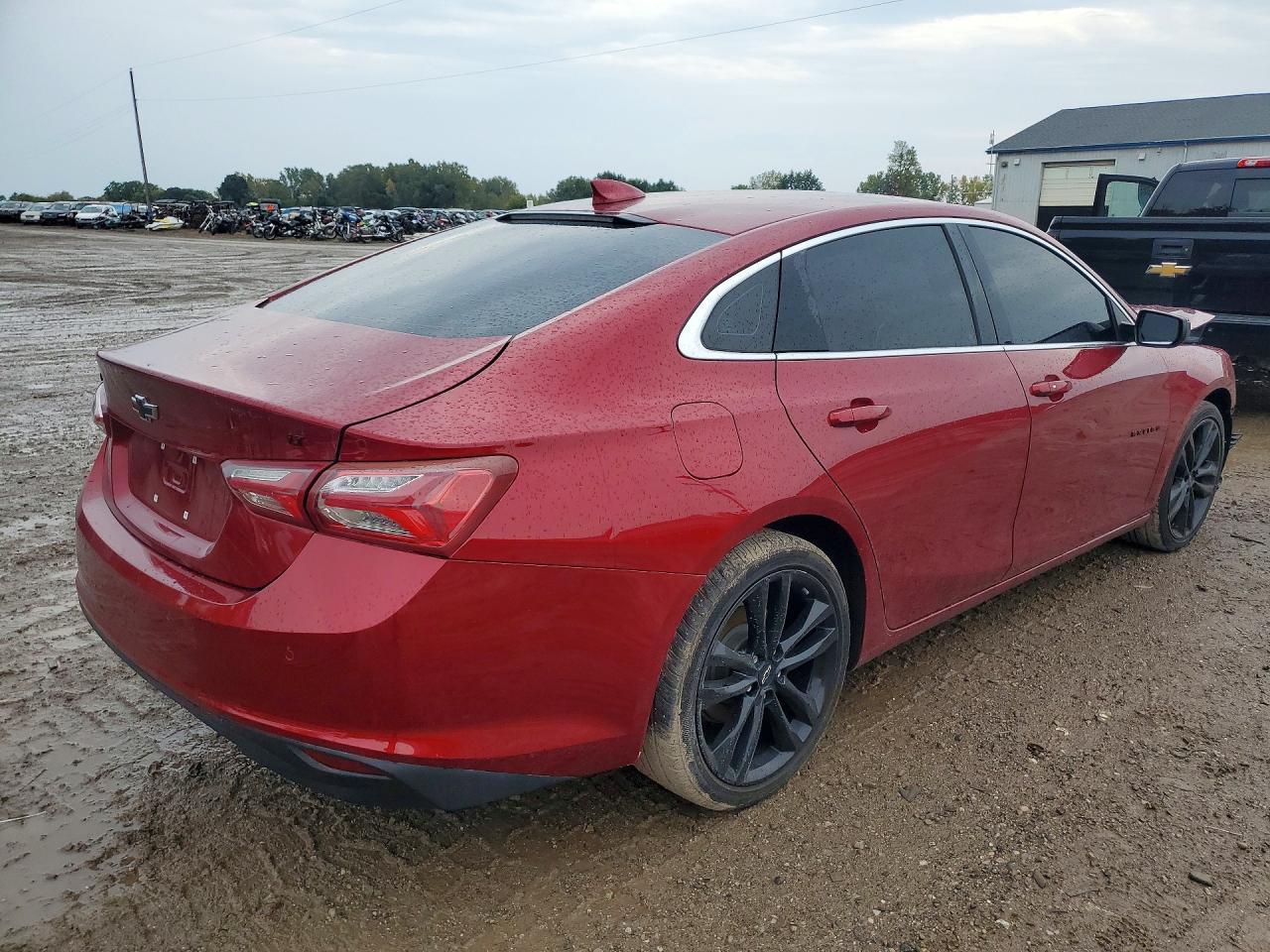 2021 Chevrolet Malibu Lt - Фото 3