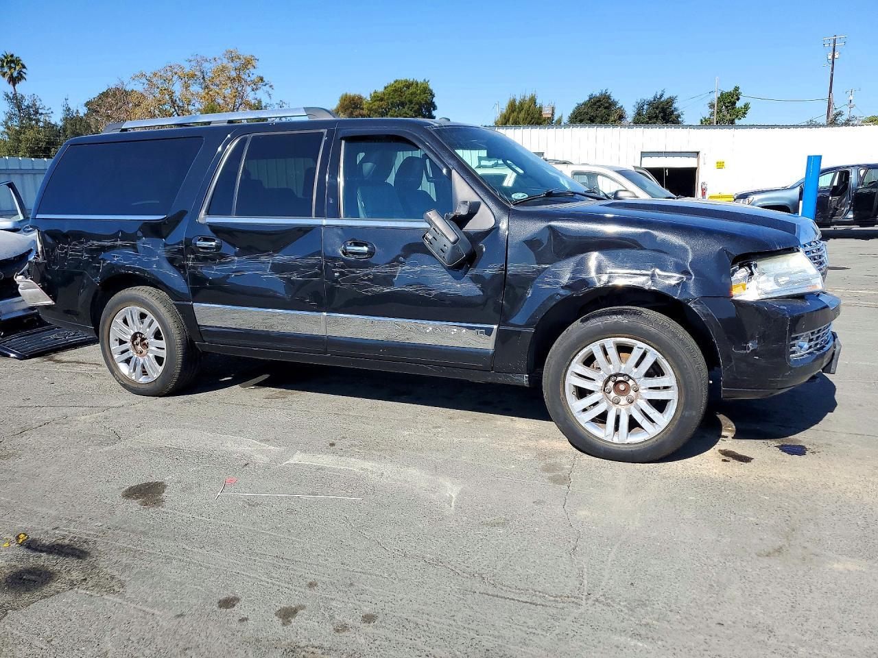 2011 Lincoln Navigator - Фото 4