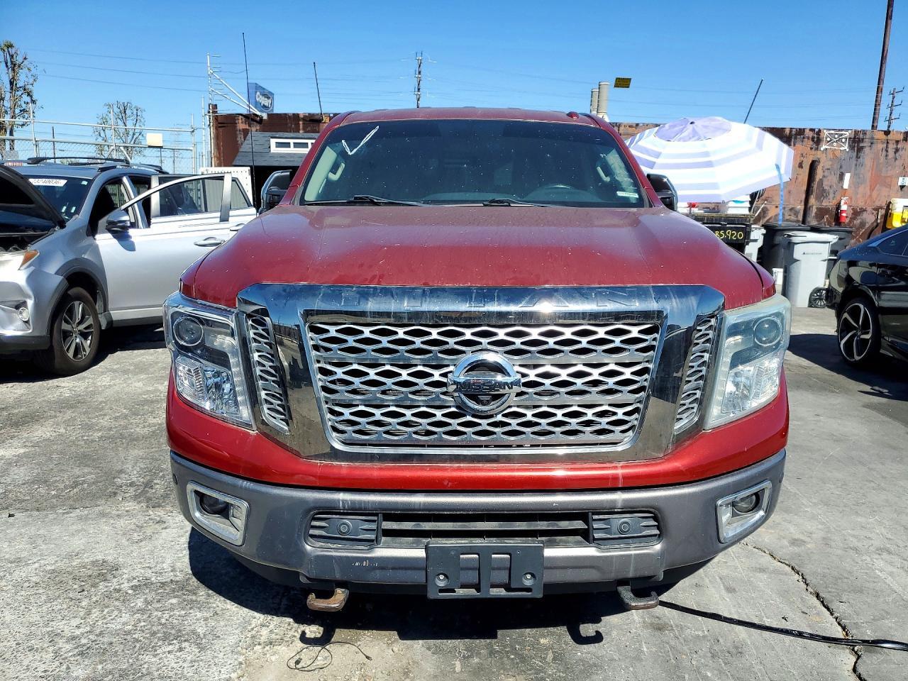 2016 Nissan Titan Xd Platinum Reserve - Image 5