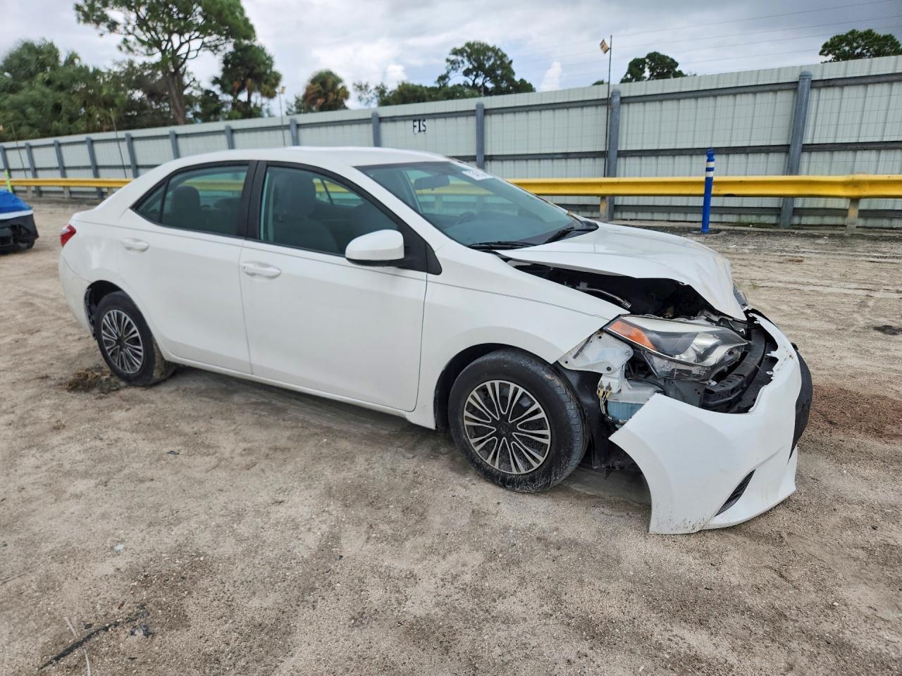 2016 Toyota Corolla L - Фото 4