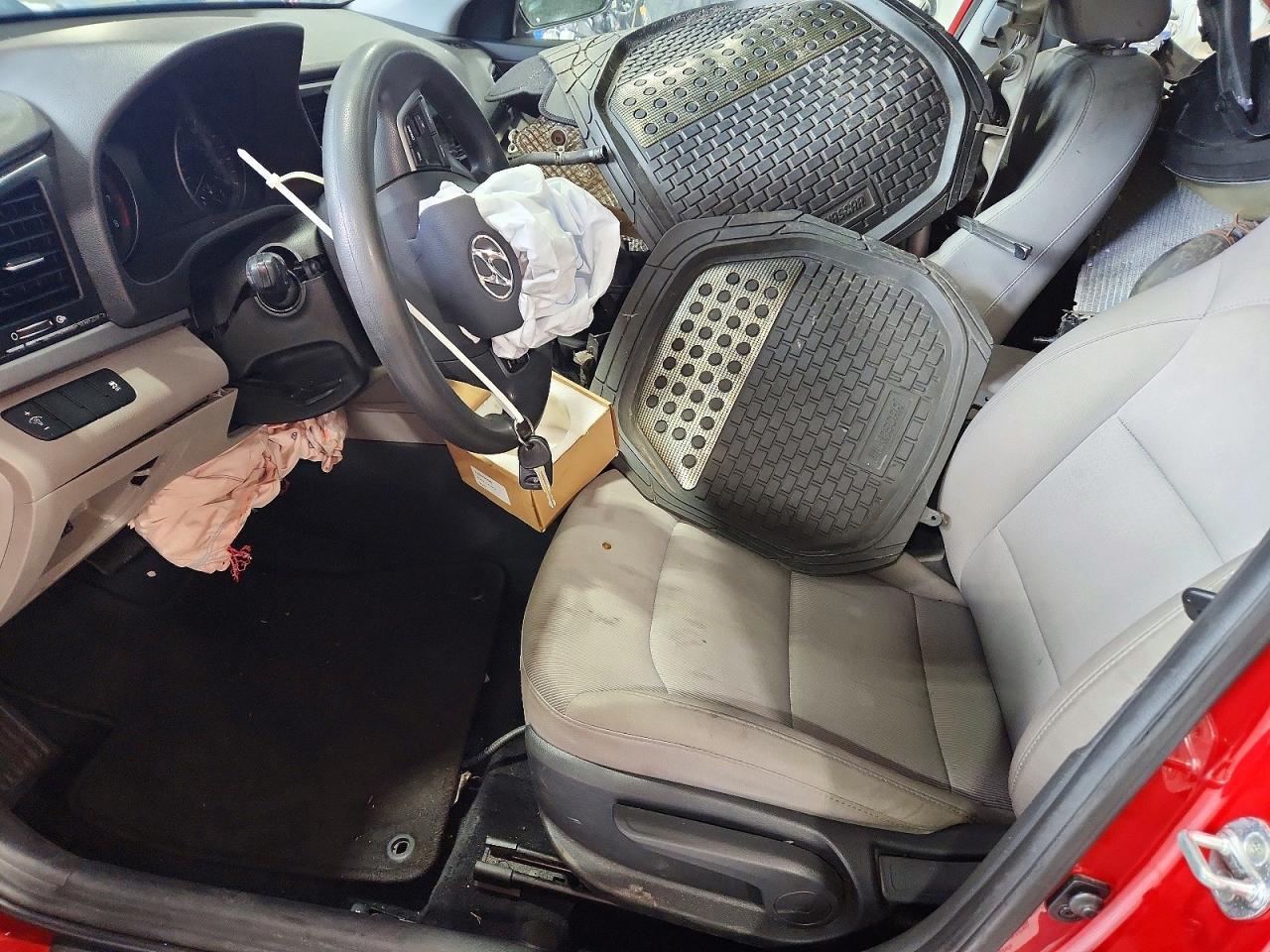2017 Hyundai Elantra Se - Фото 7