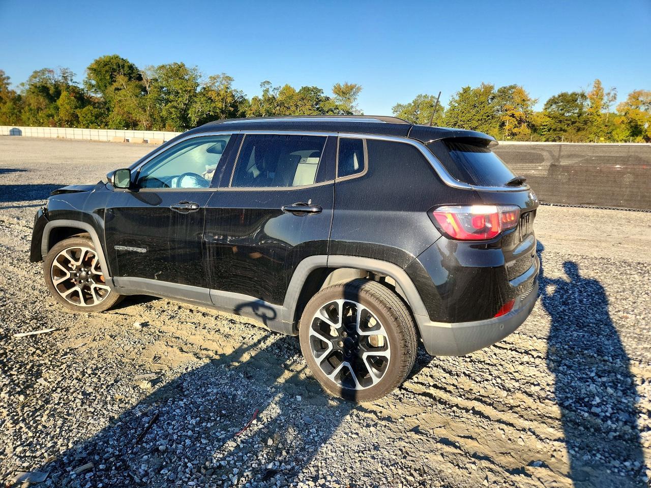2018 Jeep Compass Limited - Фото 2