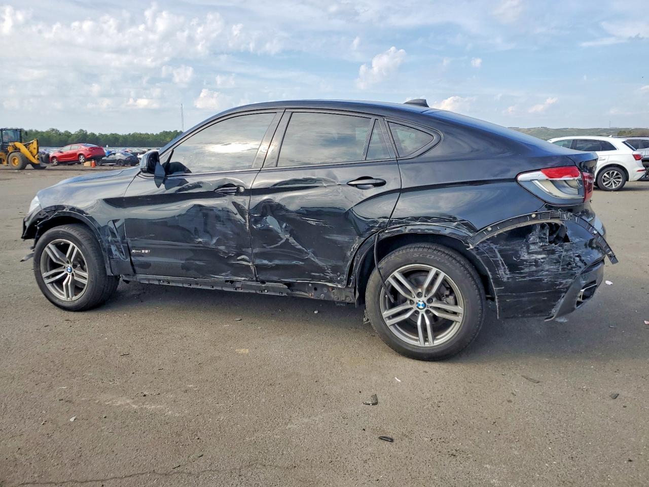 2019 BMW X6 xDrive35I - Image 2