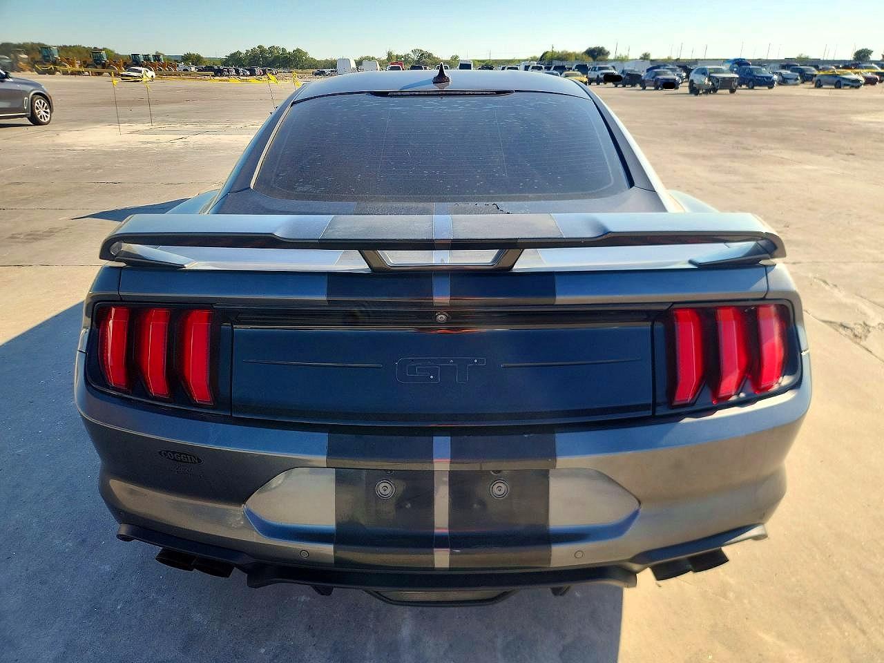 2020 Ford Mustang Gt - Фото 6