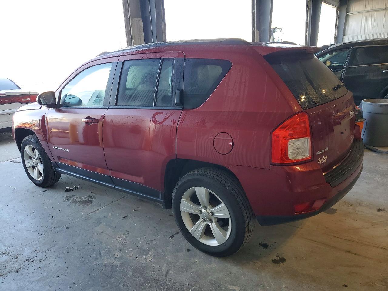 2012 Jeep Compass Sport - Фото 2
