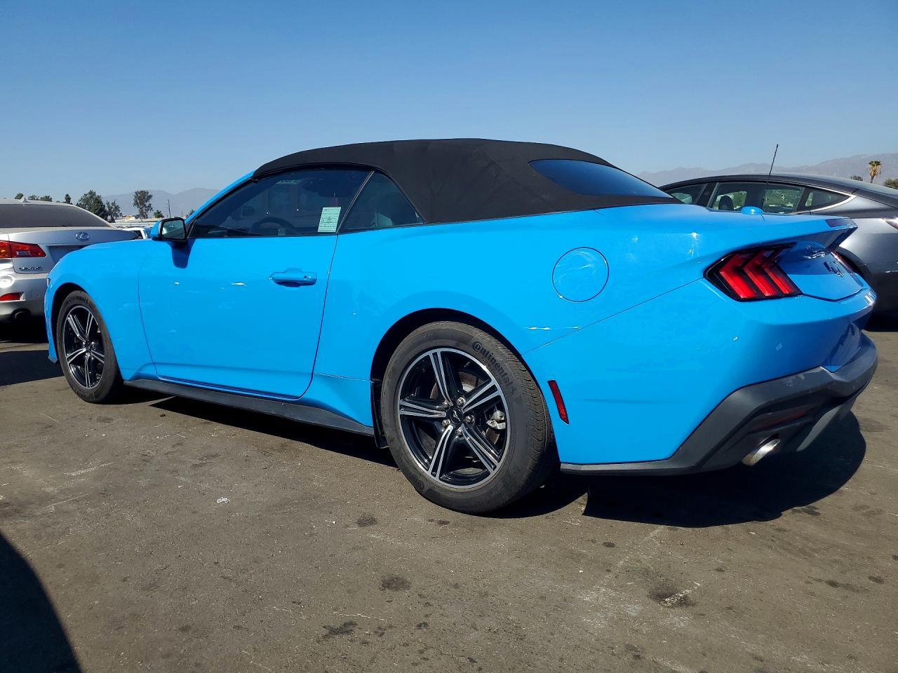 2024 Ford Mustang - Фото 2