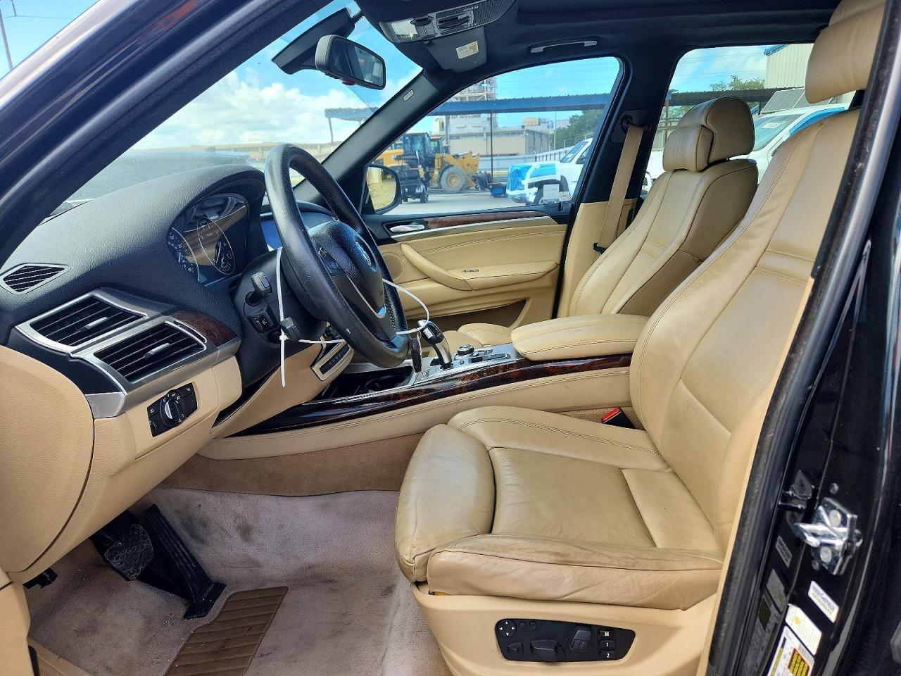 2007 BMW X5 4.8I - Image 7