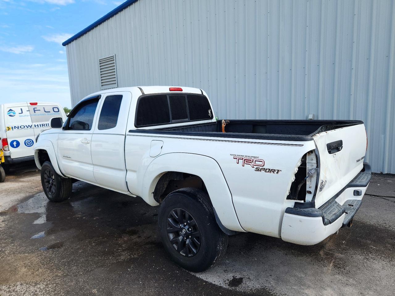 2006 Toyota Tacoma Access Cab - Image 2