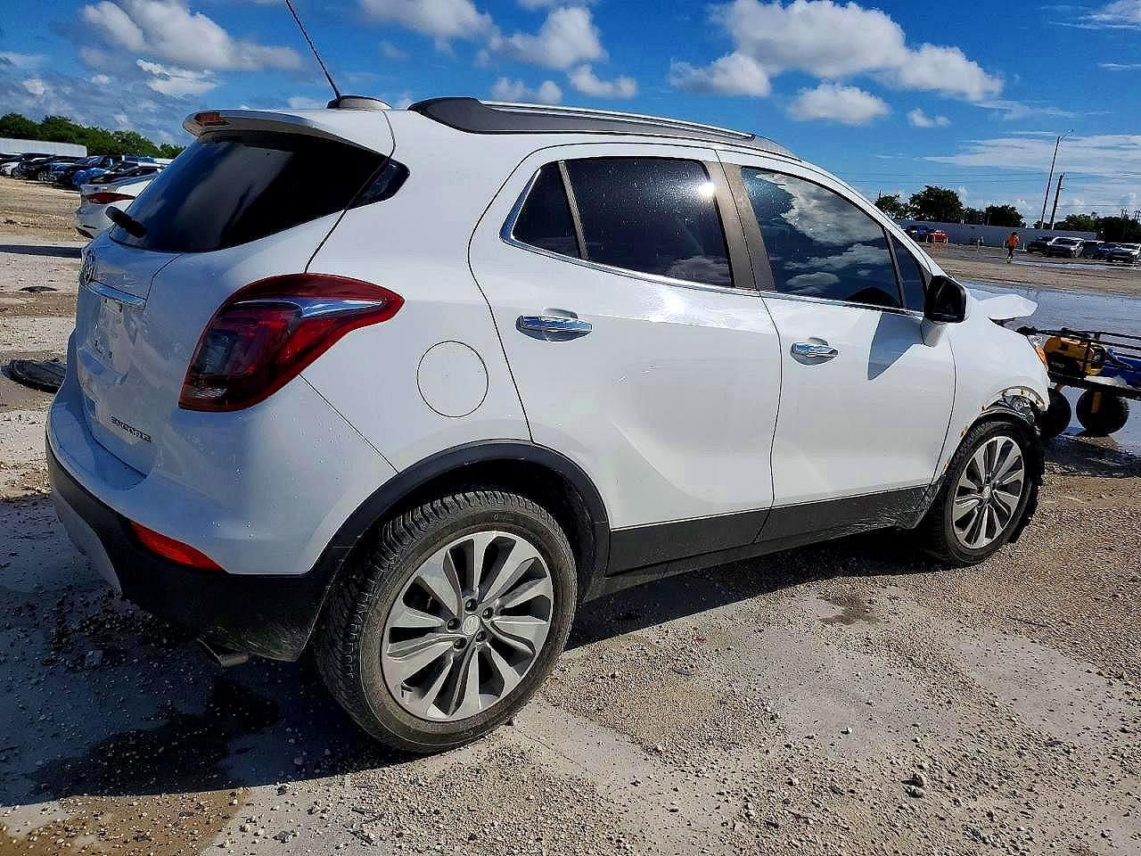 2020 Buick Encore Preferred - Фото 3