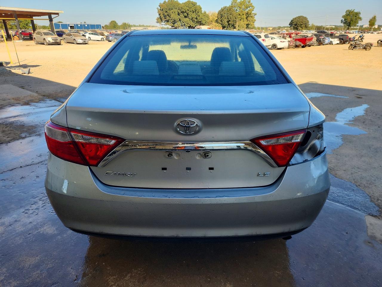 2016 Toyota Camry Le - Фото 6