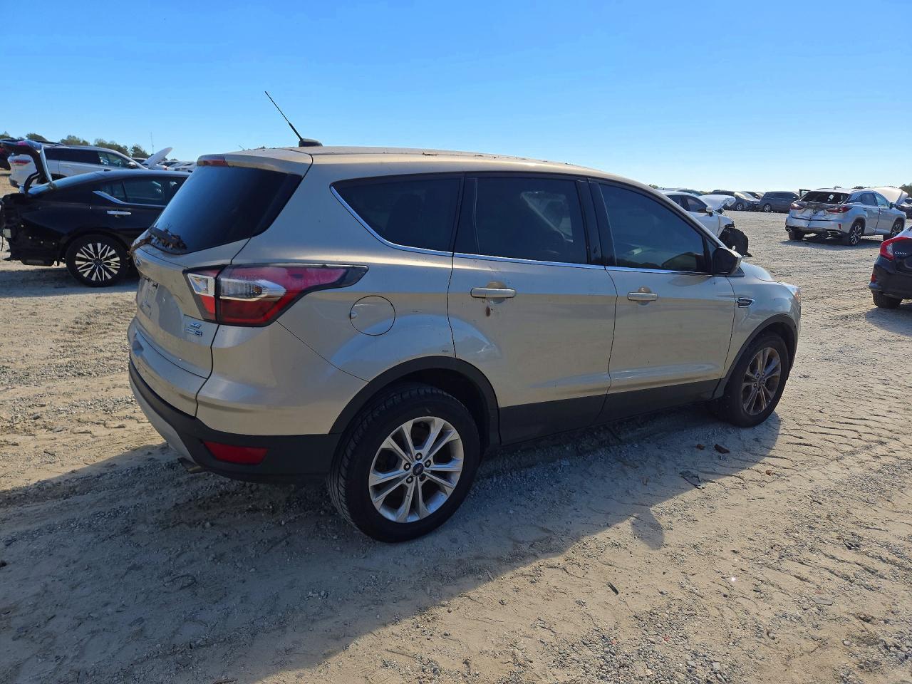 2017 Ford Escape Se - Image 3