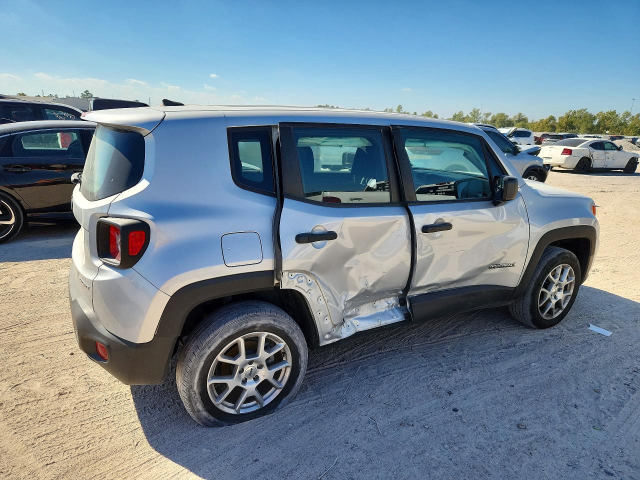2021 Jeep Renegade Sport - Фото 3