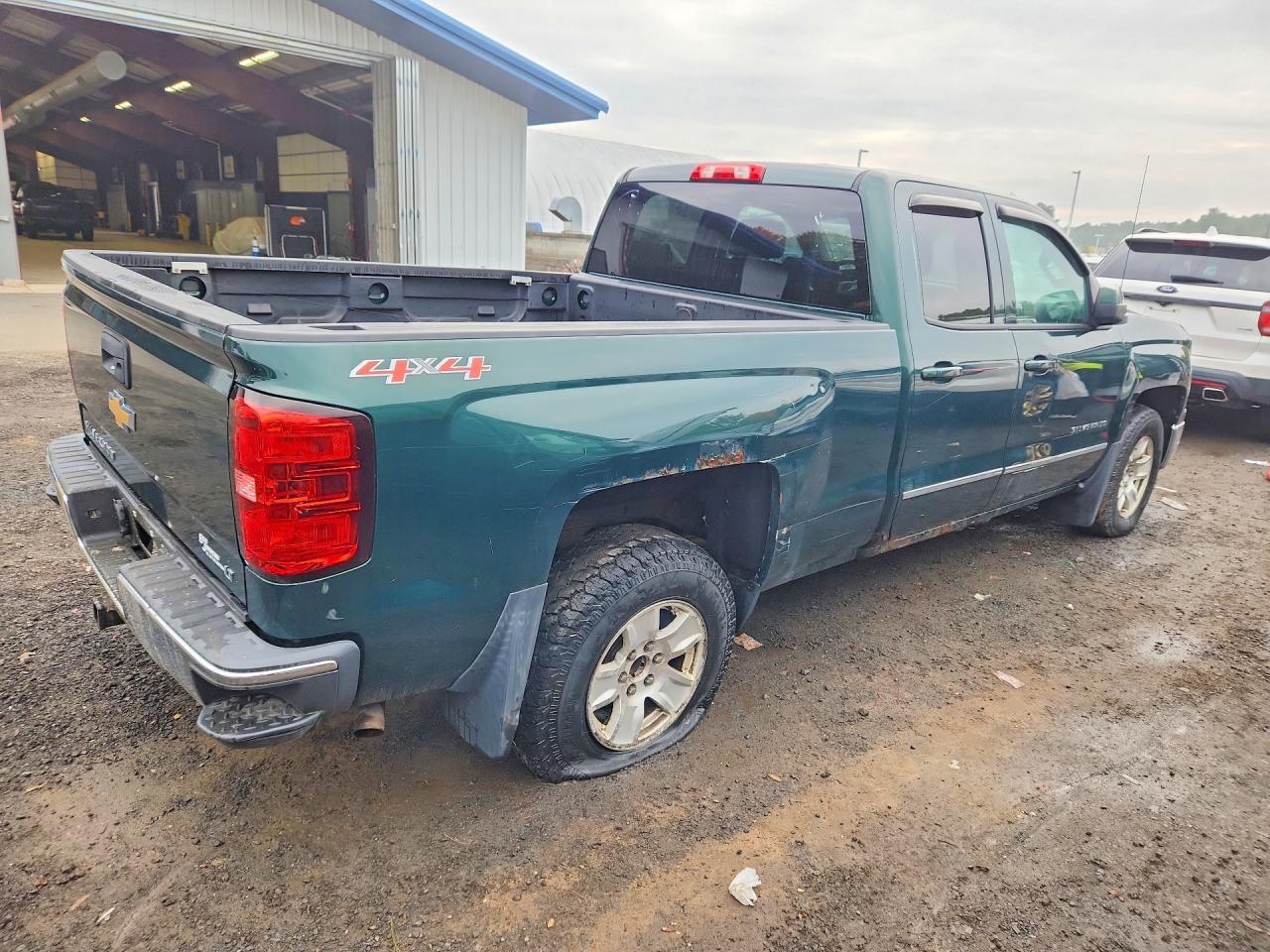 2015 Chevrolet Silverado K1500 Lt - Фото 3