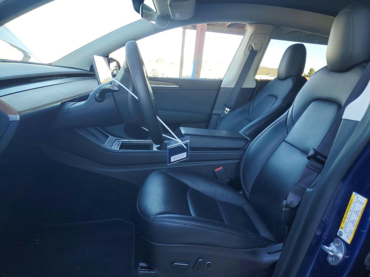 2023 Tesla Model Y - Image 7