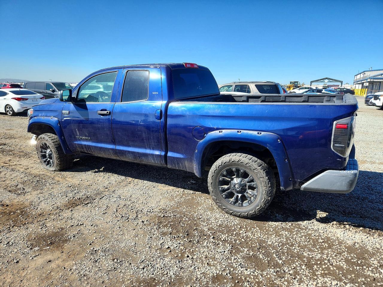 2015 Toyota Tundra Sr - Image 2