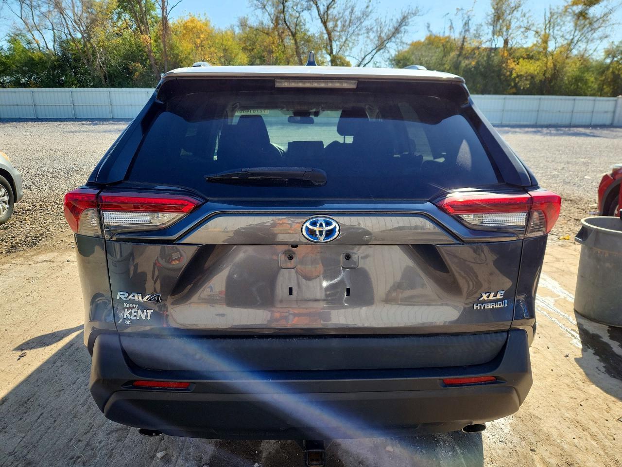 2019 Toyota Rav4 Hybrid Xle - Image 6