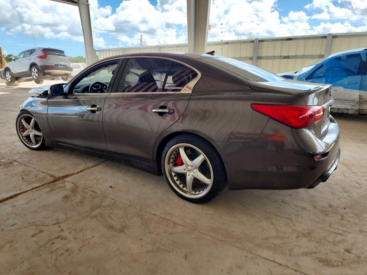 2014 Infiniti Q50 Sport - Image 2