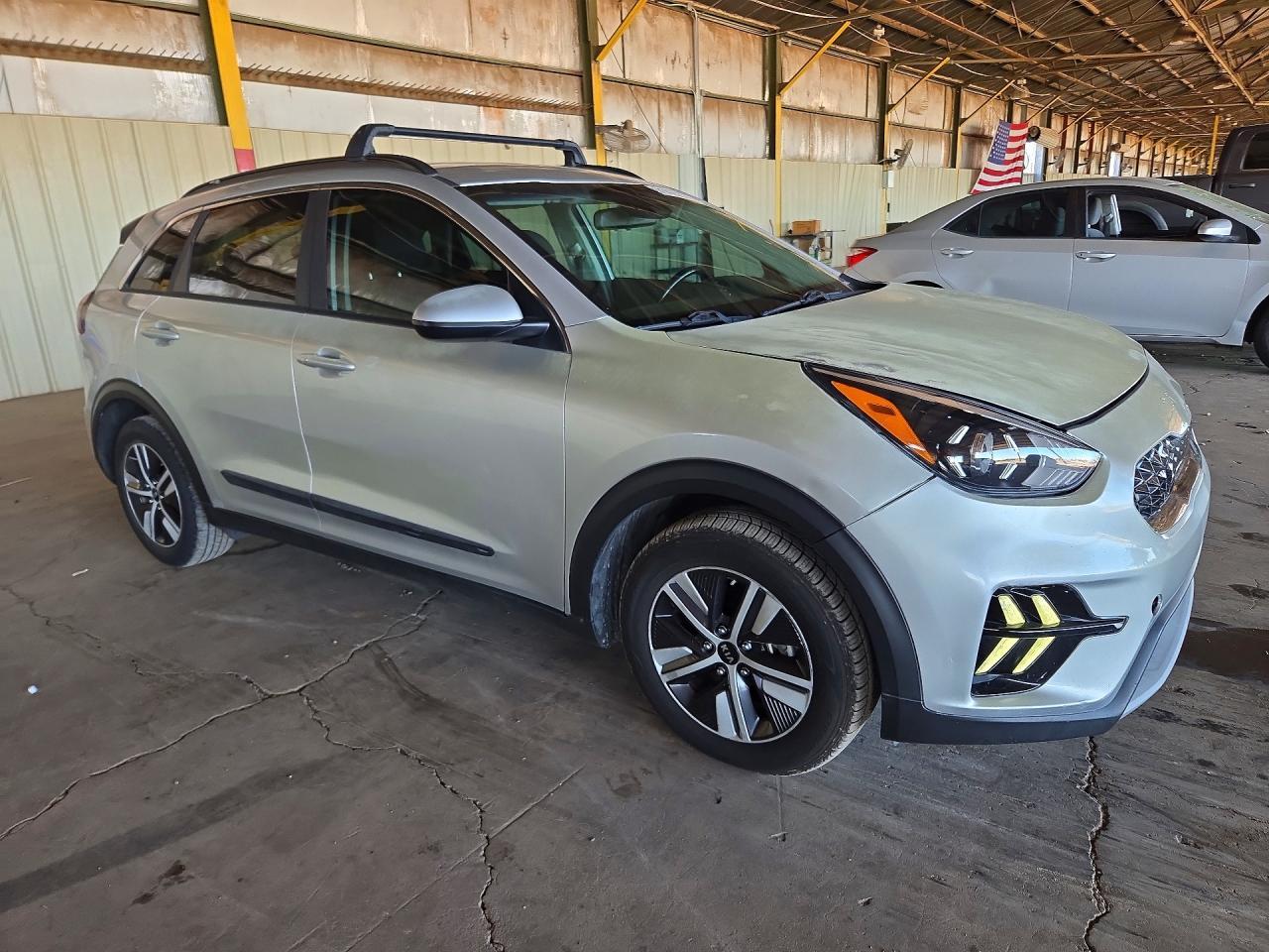 2020 Kia Niro Lxs - Image 4