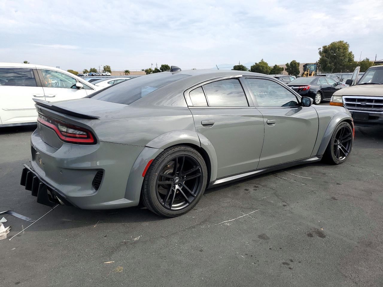 2019 Dodge Charger Scat Pack - Фото 3
