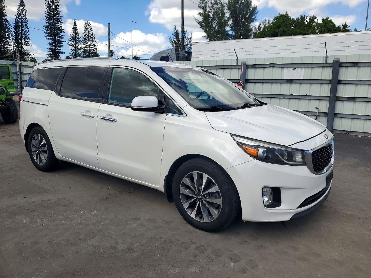 2015 Kia Sedona Sx - Фото 4