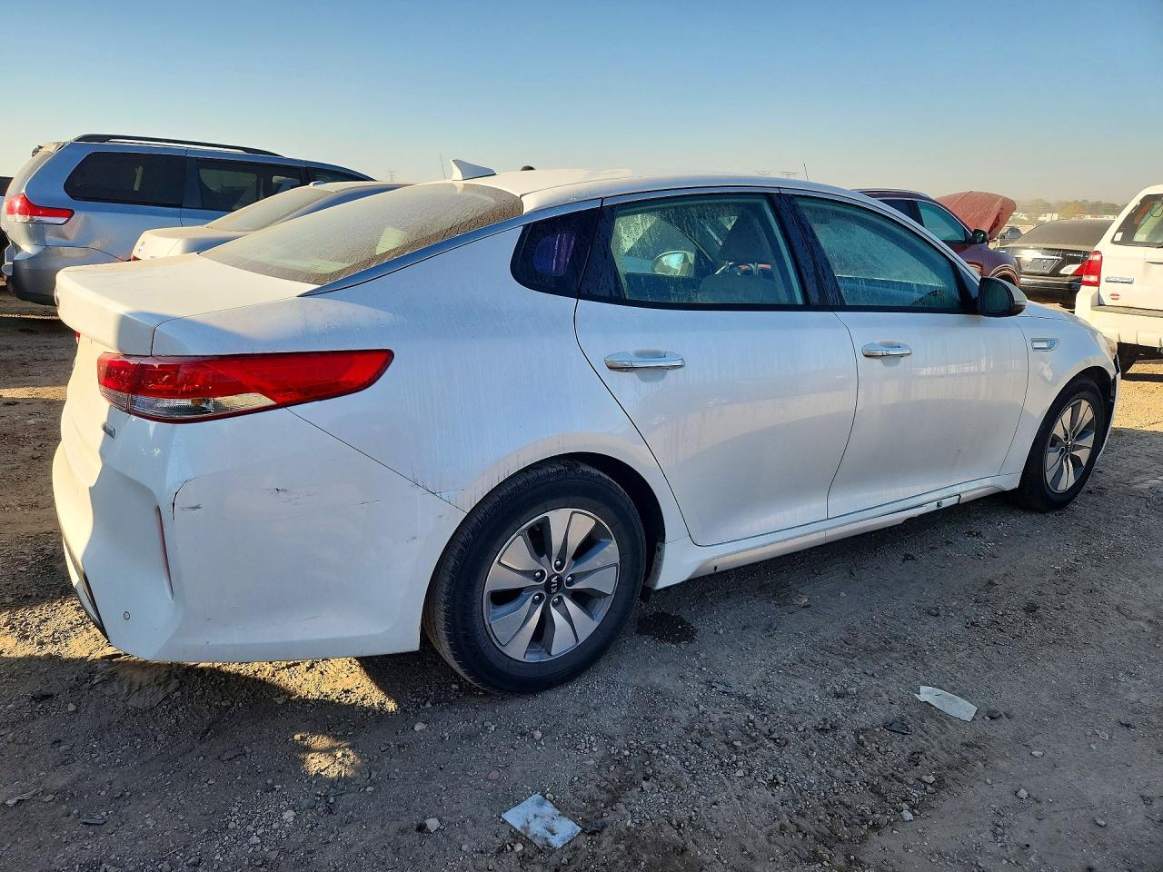 2017 Kia Optima Hybrid - Image 3
