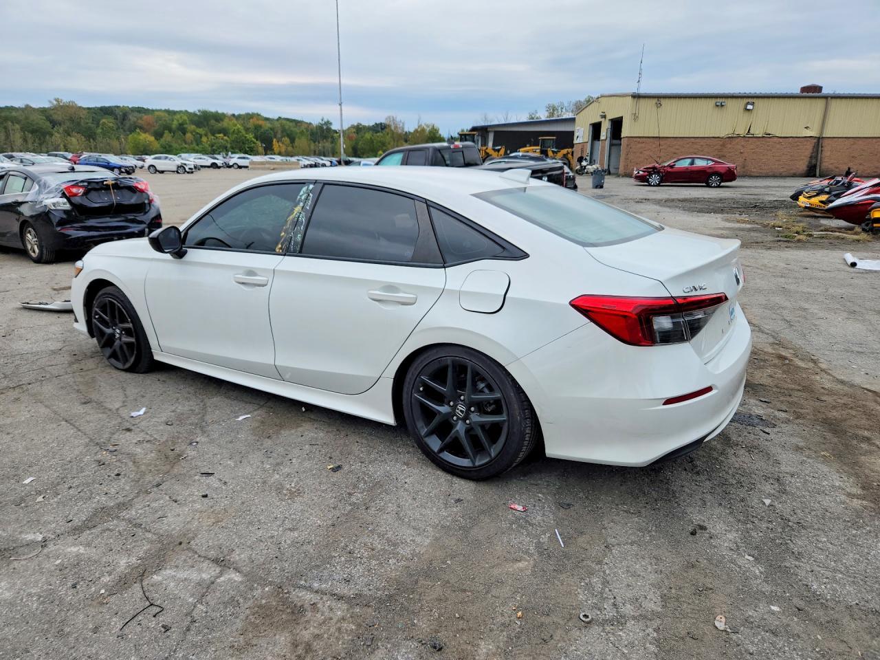 2022 Honda Civic Sport - Фото 2