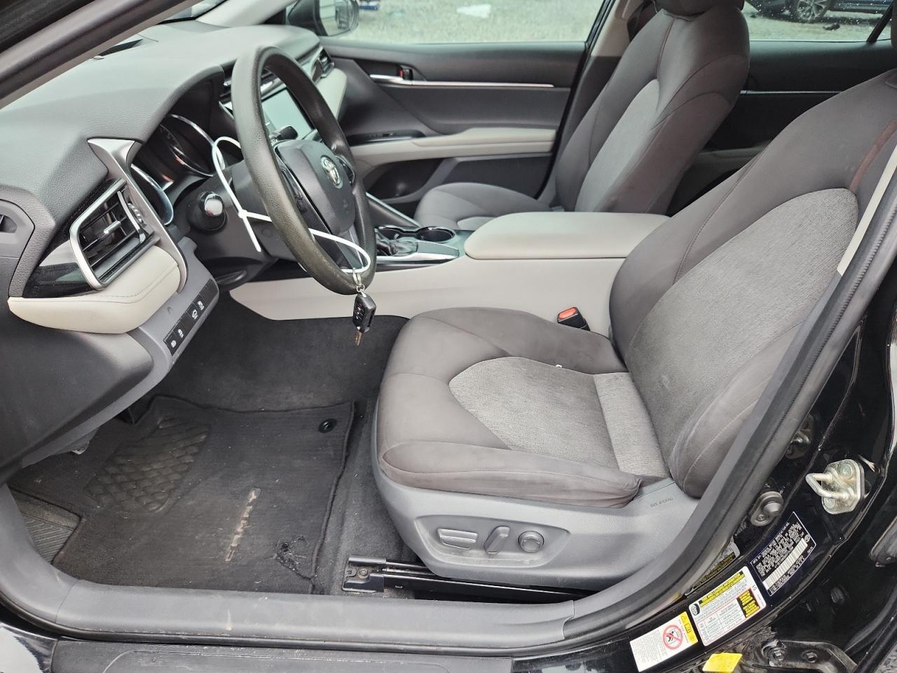 2019 Toyota Camry Le - Image 7