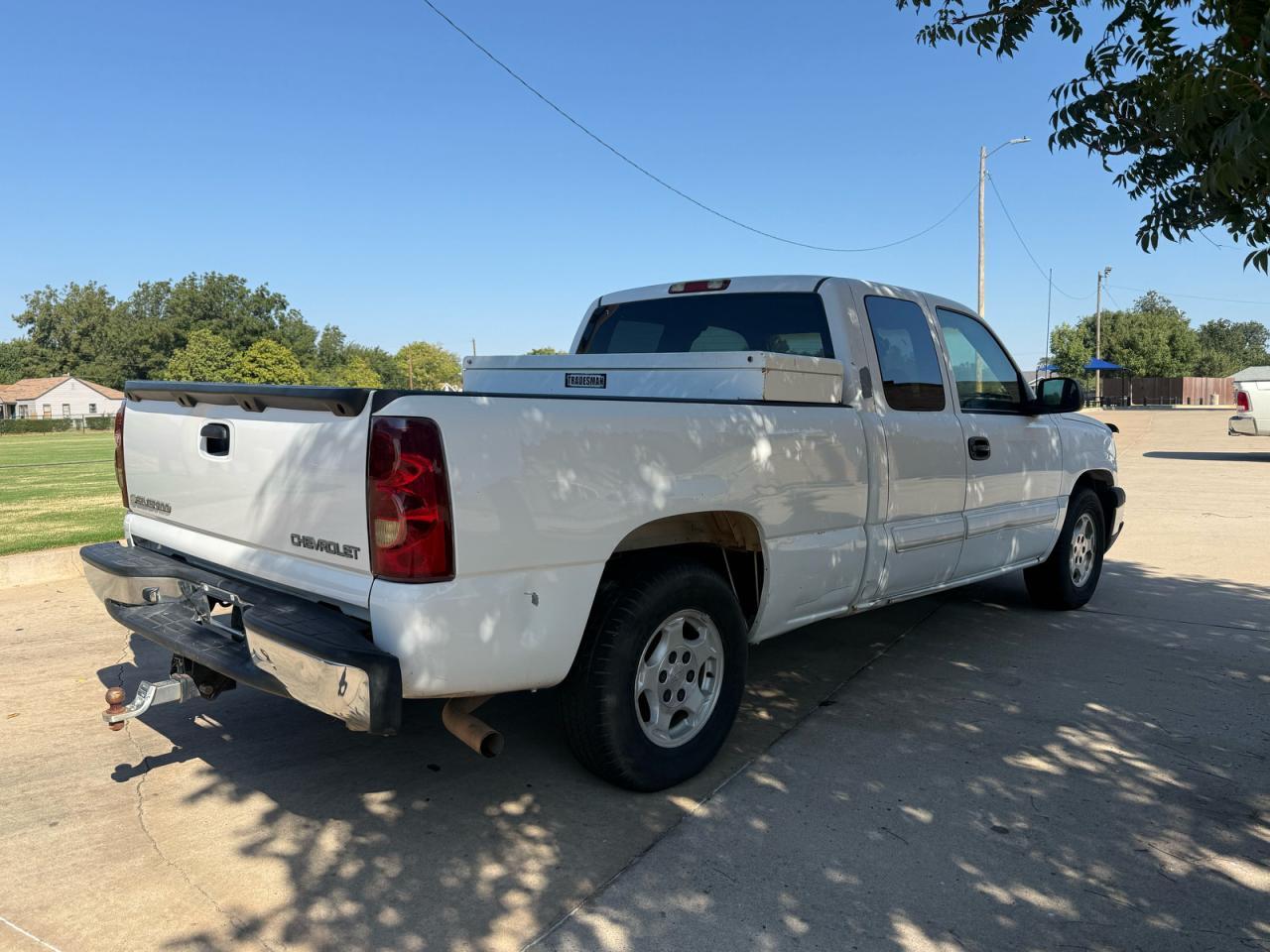 2003 Chevrolet Silverado C1500 - Image 4