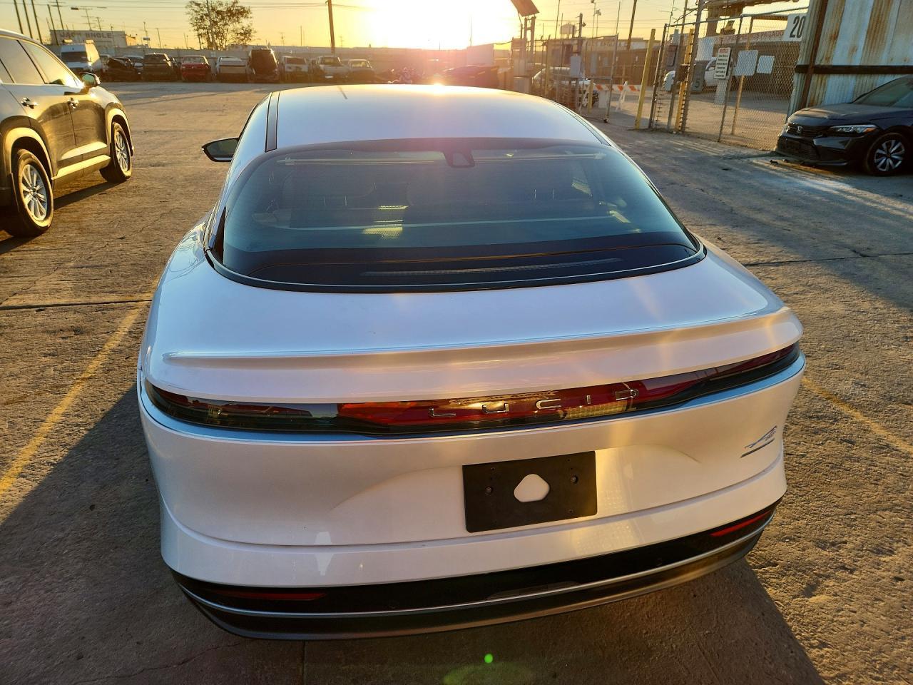 2024 Lucid Motors Air Touring - Фото 6