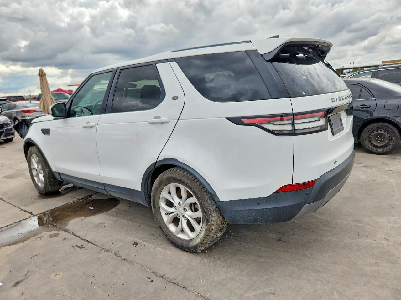 2020 Land Rover Discovery Se - Фото 2
