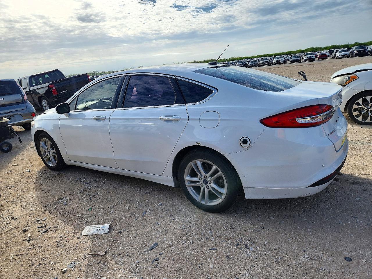 2018 Ford Fusion Se Hybrid - Фото 2