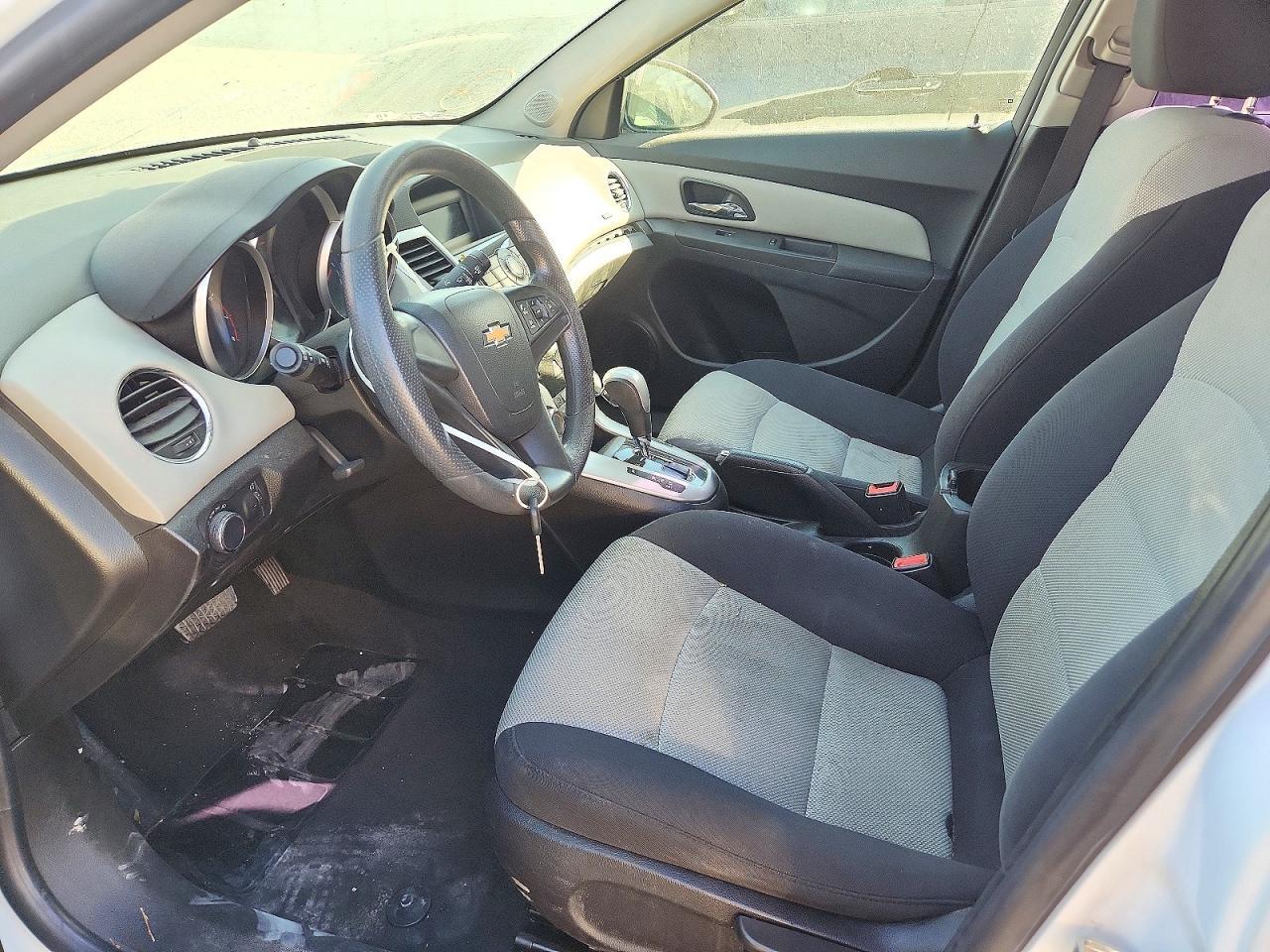 2015 Chevrolet Cruze Ls - Фото 7