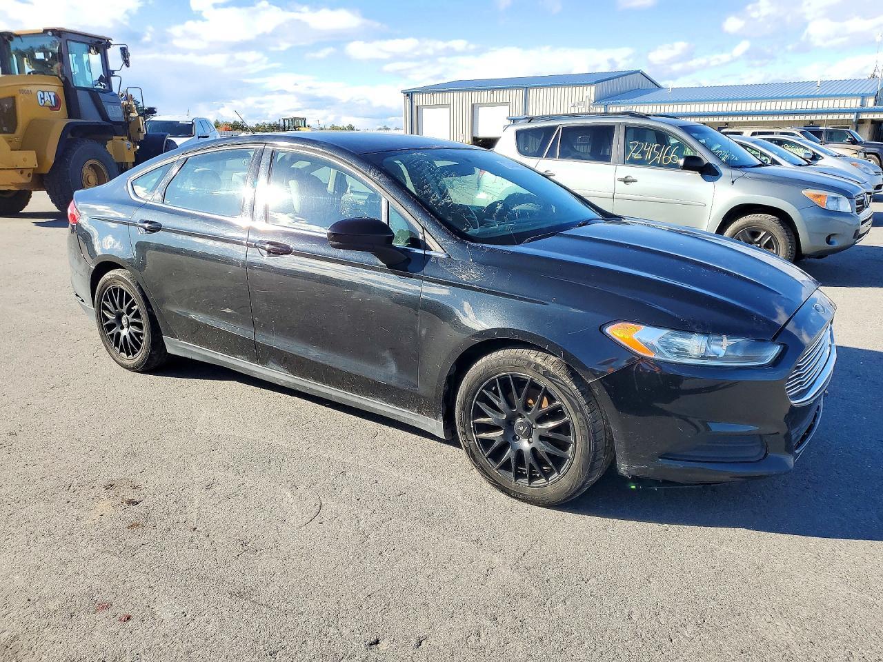 2015 Ford Fusion S - Фото 4