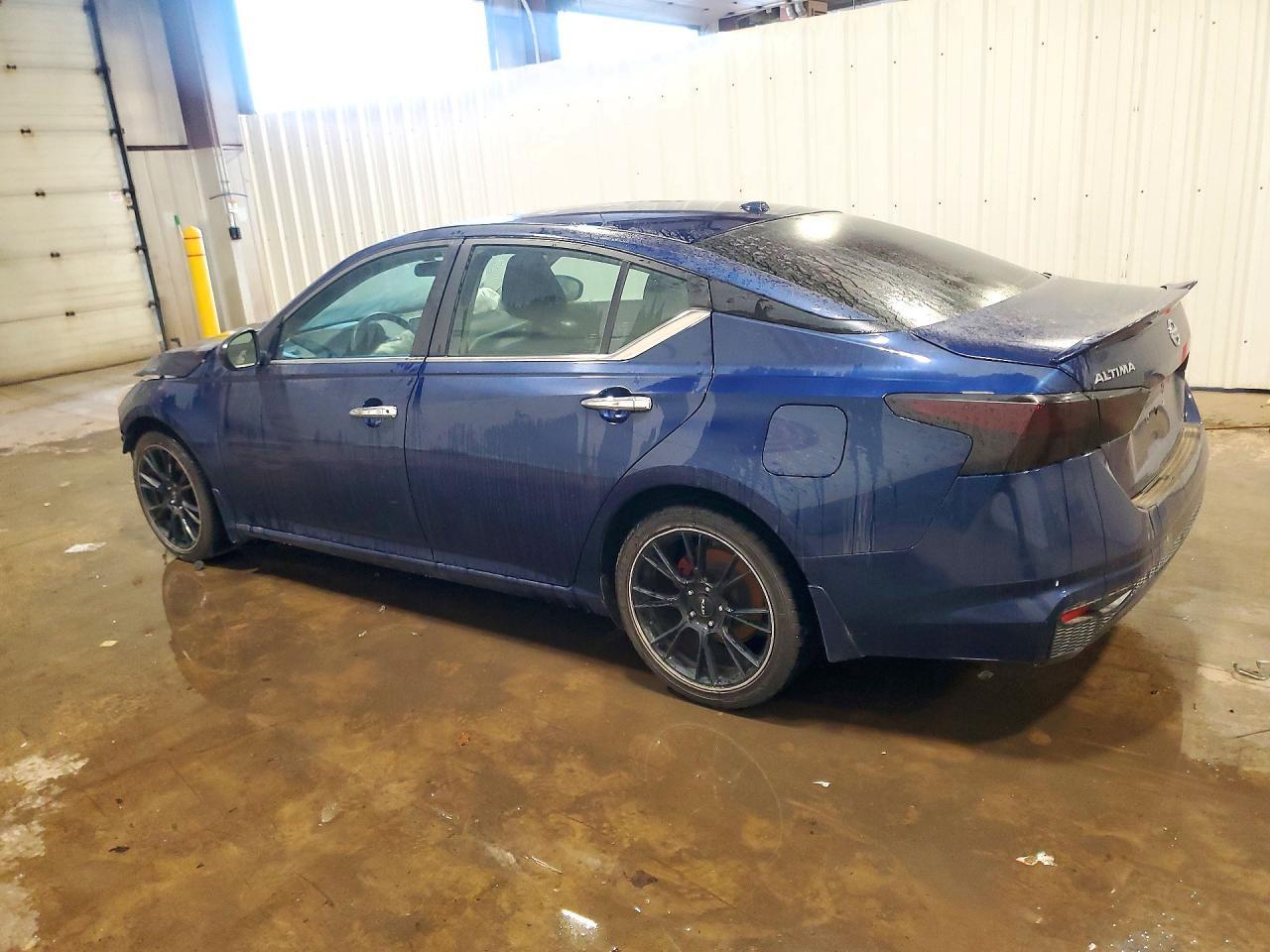2020 Nissan Altima S - Фото 2
