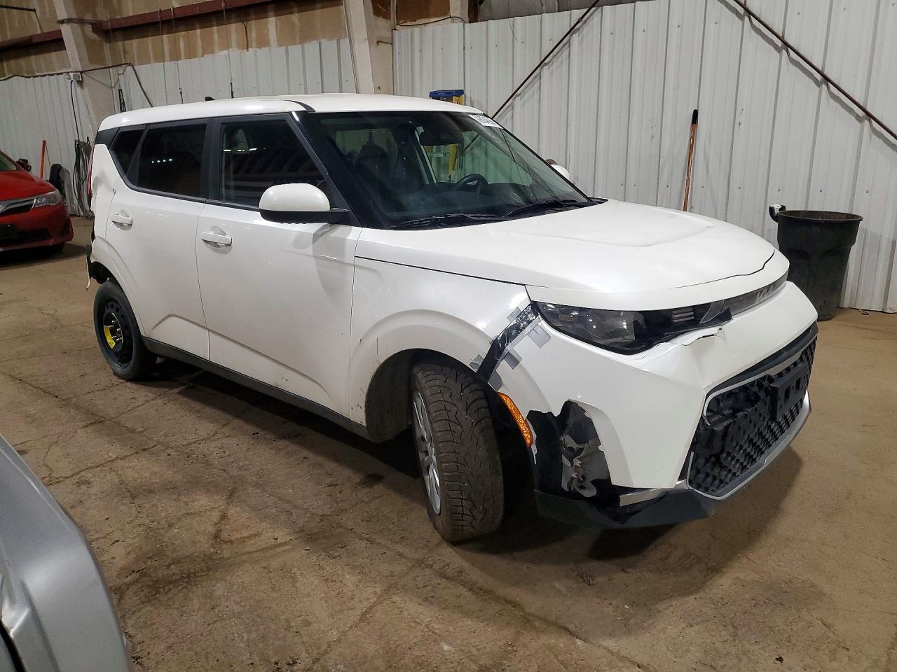 2023 Kia Soul Lx - Image 4