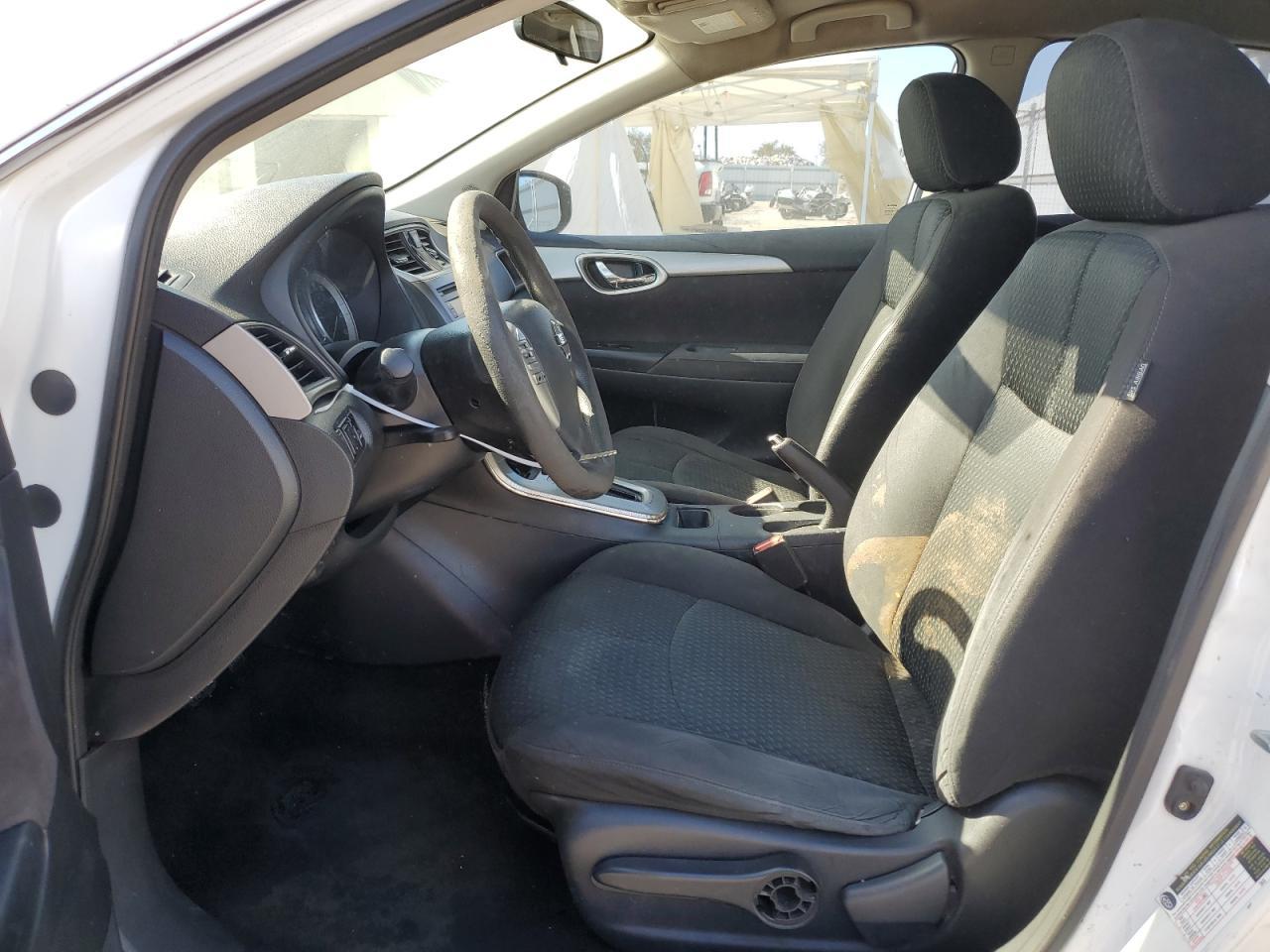 2014 Nissan Sentra S - Image 7