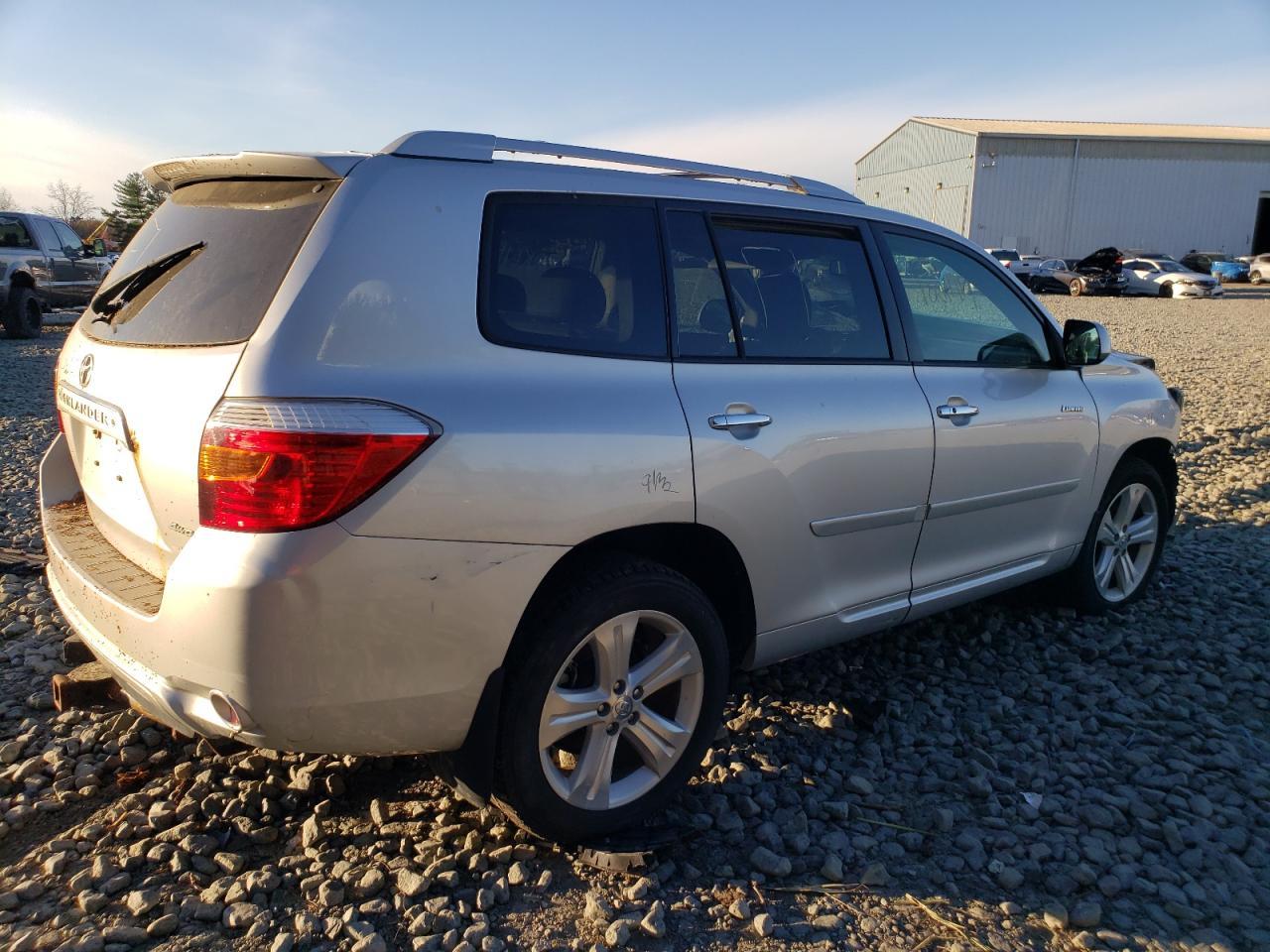 2010 Toyota Highlander Limited - Image 3