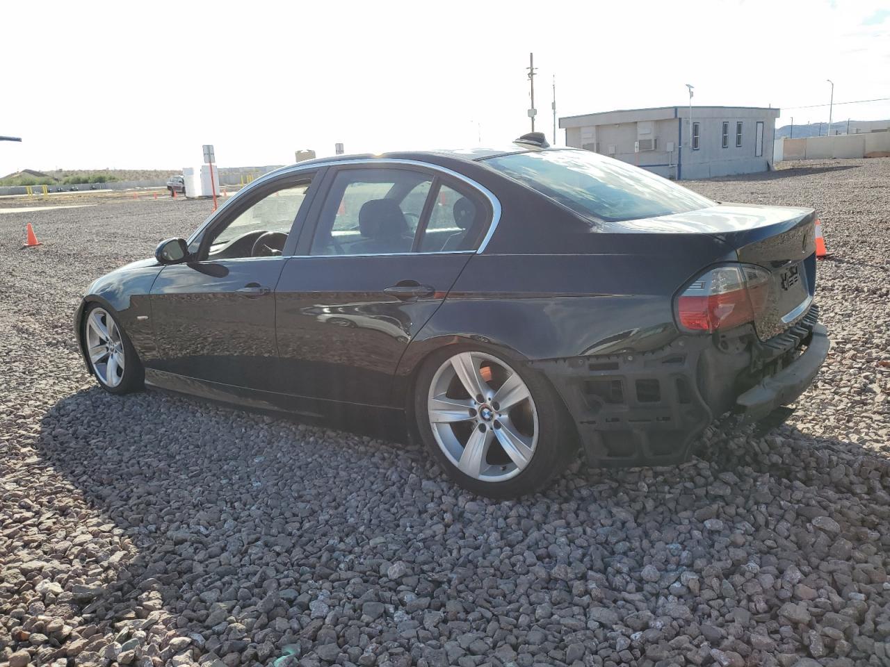 2006 BMW 330 I - Фото 2