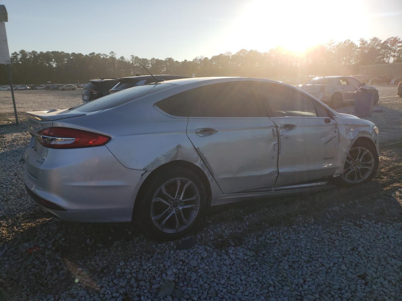 2017 Ford Fusion Se Hybrid - Фото 3