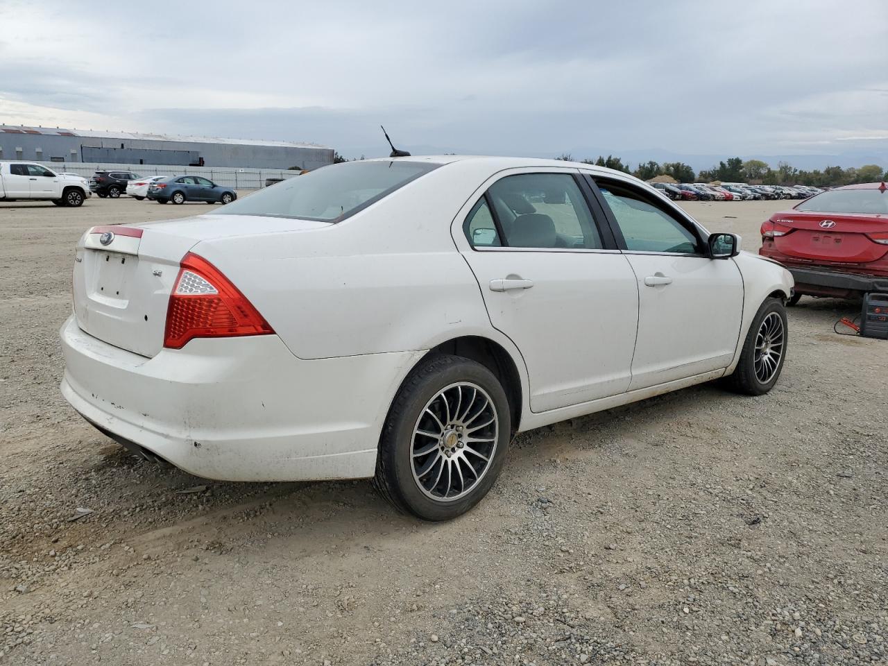 2011 Ford Fusion Se - Фото 3