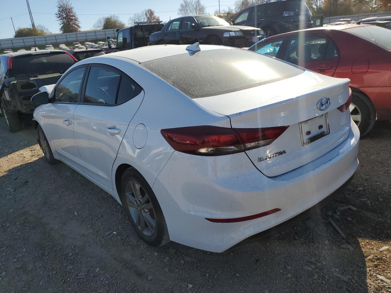 2018 Hyundai Elantra Sel - Image 2