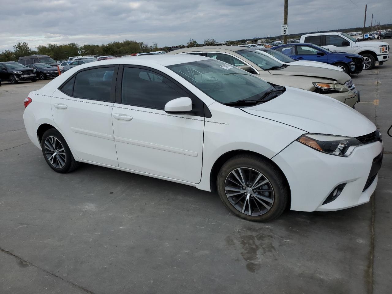 2016 Toyota Corolla L - Фото 4