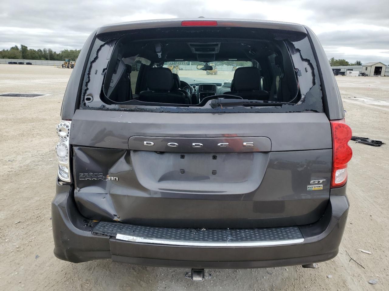 2018 Dodge Grand Caravan Gt - Image 6
