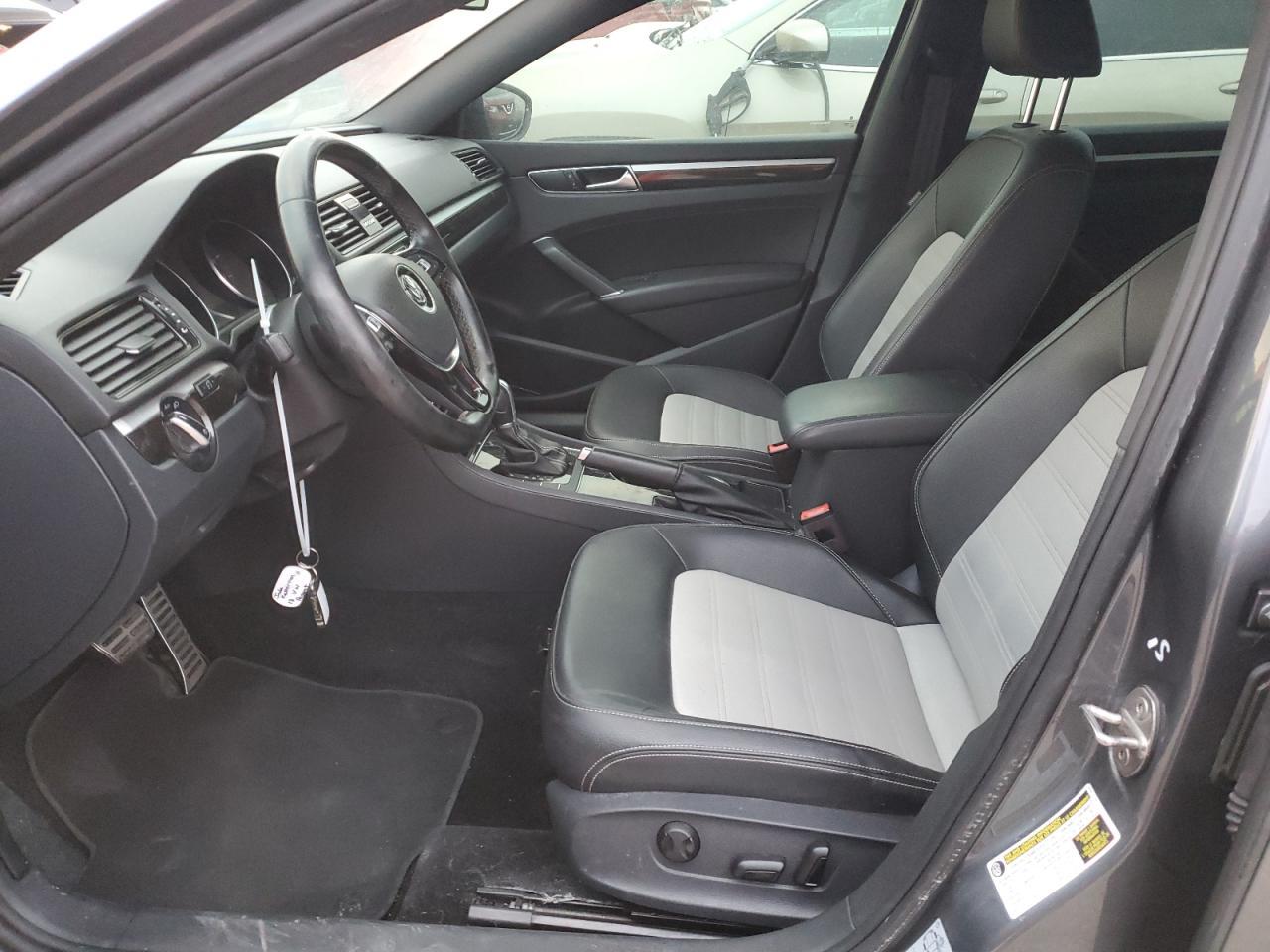 2018 Volkswagen Passat Gt - Image 7